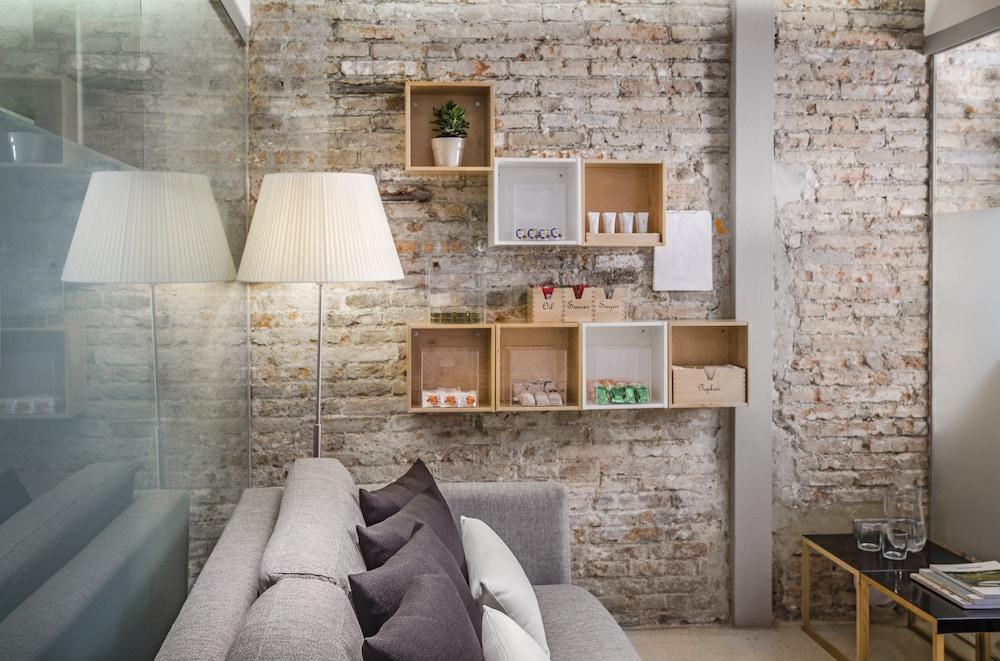 Eric Voekel Boutique Apartments - Bcn Suites Барселона Екстер'єр фото