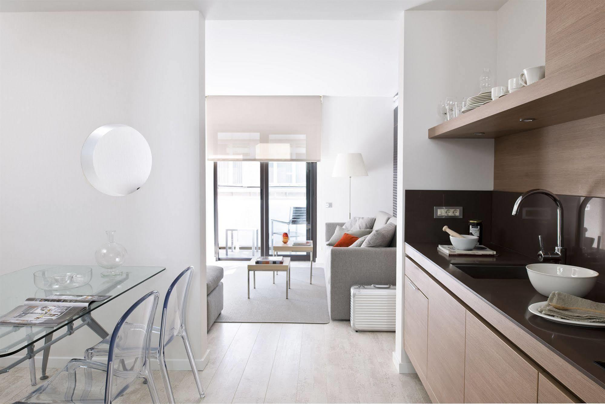Eric Voekel Boutique Apartments - Bcn Suites Барселона Екстер'єр фото